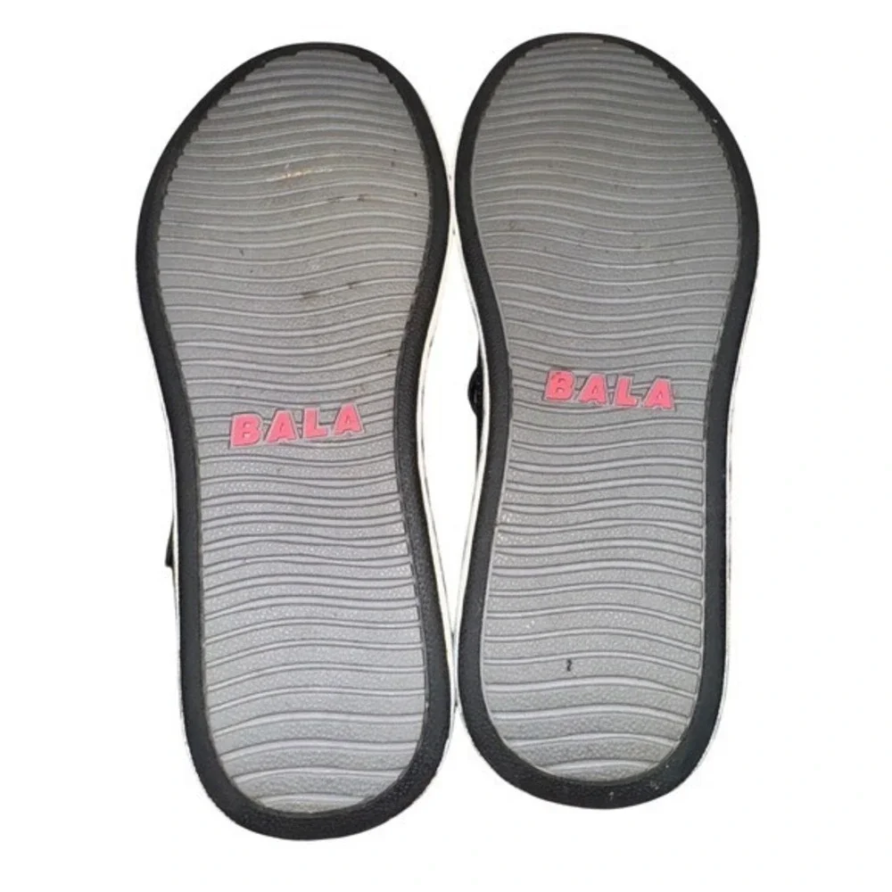 BALA‎ Twelves Black Athletic Running Shoes Sneakers Nurse Women's Size 8